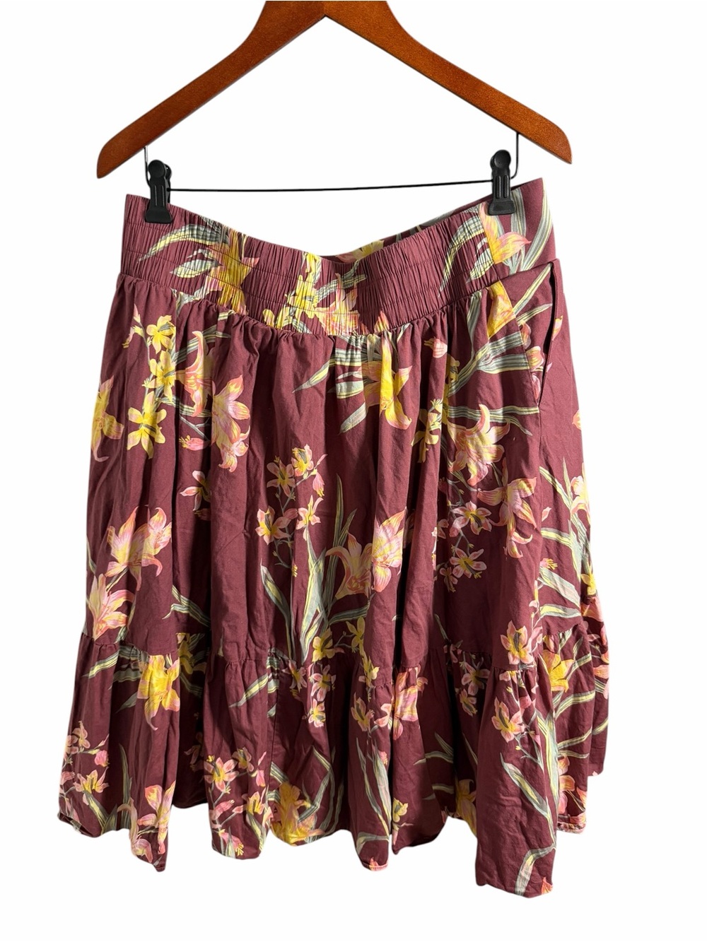 torrid 1 Burgundy Floral Tiered Skirt with Yellow Accents